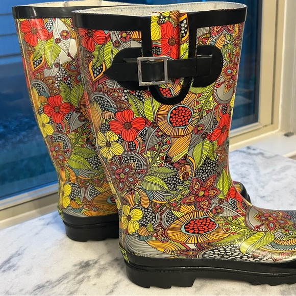 Women’s Western Chief Women’s Illustrative Style Rain Boot, Size 10 - Picture 3 of 9